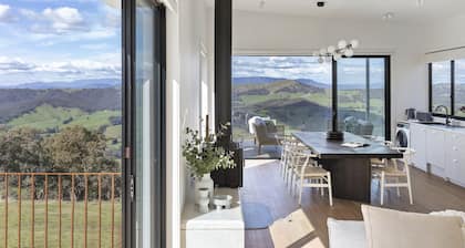 The Bella Vista by Mt Bellevue - with spa and spectacular views.