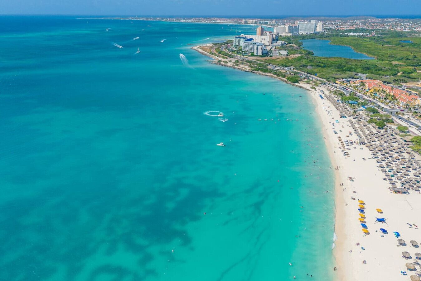 Beach nearby, sun-loungers, beach towels