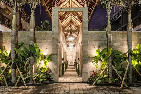 Exterior - Nusantara Loft Ambon by Alfred in Bali (Canggu)