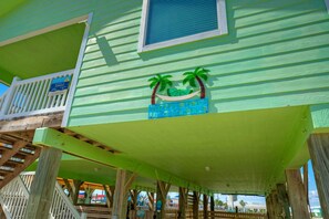 House (3 Bedrooms) | Interior - Laid Back Lime by AvantStay | Near Beach w/ Pool, Complimentary Pool Warmer (Port Aransas)