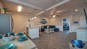 Interior - Pool, Rooftop w/ Island Views, Blocks to Beach Seas Your Dreams by Avantstay (Port Aransas)