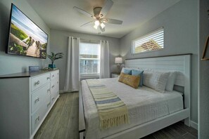 Interior - Outdoor Lounge w/ Bar Swing Seats, Near Nature Preserve Blutopia by Avantstay (Port Aransas)