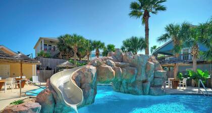 2 Blocks to the Beach, Patio, Resort Pool w/ Slide Tranquil Tides by Avantstay