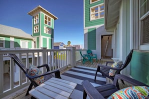 Interior - 19th Wave by Avantstay Dune Views + Shared Pool (Port Aransas)