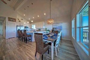 Interior - Pelican's Porch by Avantstay Private Pool, Views (Port Aransas)