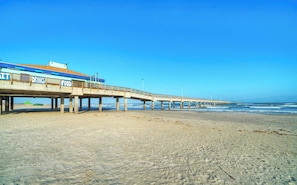 House (4 Bedrooms) | Interior - Stella Maris by Avantstay Rooftop View + Pool (Port Aransas)