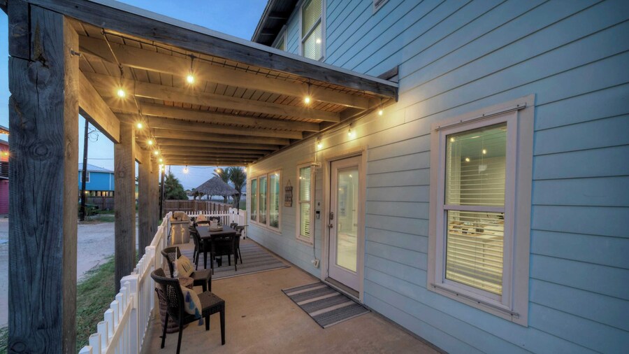 Pool Access, Private Patio Living, Near the Beach Seahorse Cove by Avantstay