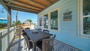 Interior - Pool Access, Private Patio Living, Near the Beach Seahorse Cove by Avantstay (Port Aransas)