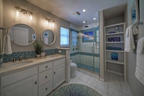 House (4 Bedrooms) | Interior - Pool Access, Private Patio Living, Near the Beach Seahorse Cove by Avantstay (Port Aransas)