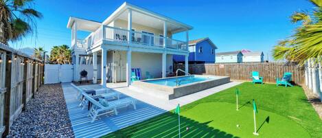 House (3 Bedrooms) | Front of property