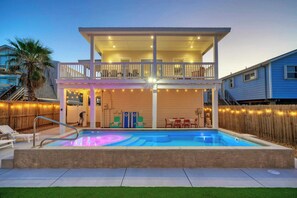 House (3 Bedrooms) | Interior - Priv Pool & Yard w/ Putting Green! Newly Remodeled Always Sunny by Avantstay (Port Aransas)