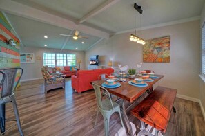 House (5 Bedrooms) | Interior - Sun Beach by Avantstay Private Pool, Near Beach (Port Aransas)