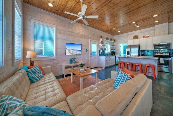 Interior - Ocean Devotion by Avantstay Prvt Pool+near Beach (Port Aransas)