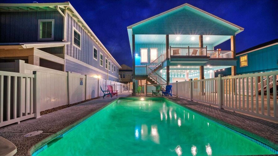 Bourbon Breeze Avantstay Private "lagoon" Pool