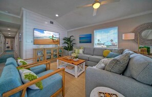 House (5 Bedrooms) | Interior - Once Upon A Tide by Avantstay Private Pool (Port Aransas)