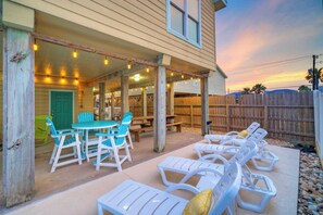 House (4 Bedrooms) | Interior - Moxy's Beach House by Avantstay Pool + Views (Port Aransas)