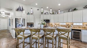 Interior - Rum Runner by Avantstay Beach House Private Pool + Golf Cart Zone + Walk to Beach (Port Aransas)