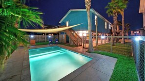 Interior - Private Pool, Large Yard, Game Room, Balcony South By Sunkissed by Avantstay (Port Aransas)