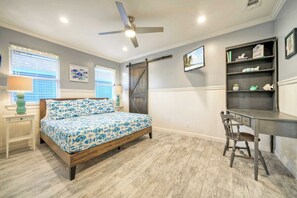 House (3 Bedrooms) | Interior - Dapper Dolphin by Avantstay Pool, Game Room (Port Aransas)