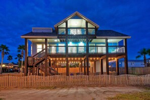 House (4 Bedrooms) | Interior - Incredible Nature Views, Golf Cart for Rent, Balcony Blue Crush by Avantstay (Port Aransas)