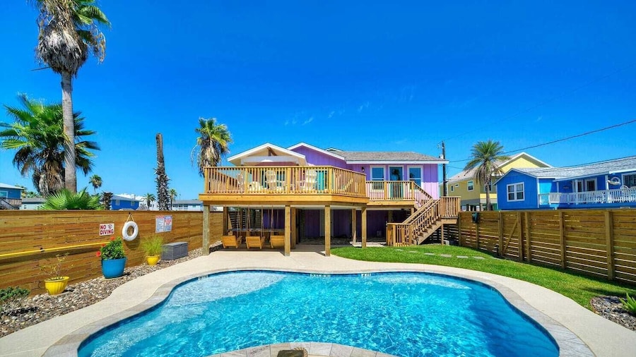 Barefoot & Salty by Avantstay Private Pool