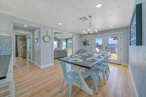 House (3 Bedrooms) | Interior - Barefoot & Salty by Avantstay Private Pool (Port Aransas)