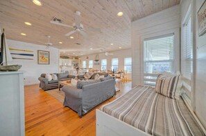 House (4 Bedrooms) | Interior - Best Little Shore House by Avantstay Fishing Pond Views + Fire Pit + Hammock Lounge + Pool (Port Aransas)