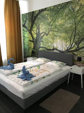 2 bedrooms, desk, iron/ironing board, WiFi - Terrace Apartment near Schönbrunn Palace (Vienna)