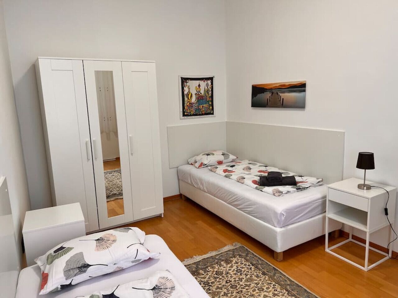 1 chambre, bureau, fer et planche à repasser, Wi-Fi
