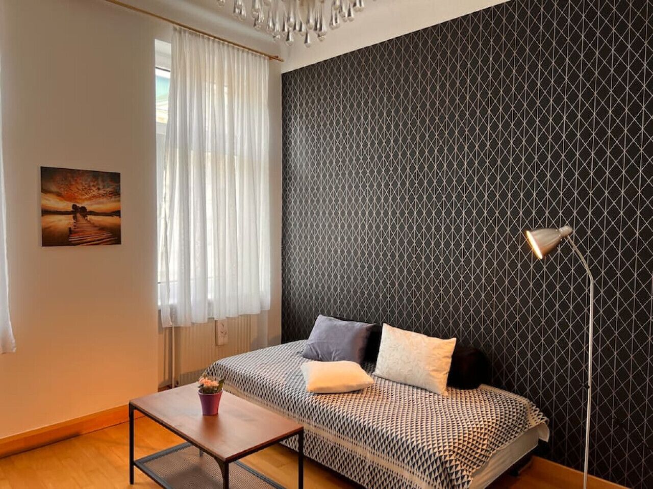 1 bedroom, desk, iron/ironing board, WiFi