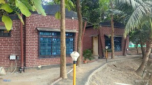 Exterior - Modhubon Agro Tourism (Bolpur)