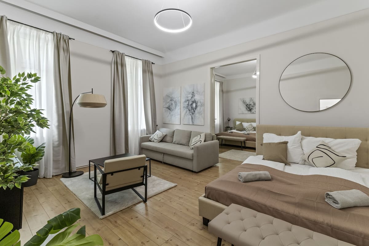 Apartment (1) | 2 bedrooms, premium bedding, individually decorated
