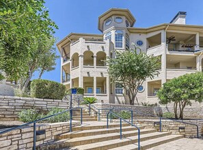 Exterior - Puerto Azul - The Island at Lake Travis (Lago Vista)