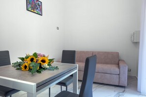 Dining - Irooms via Foria 215Carlo 3 apartment (Napoli)