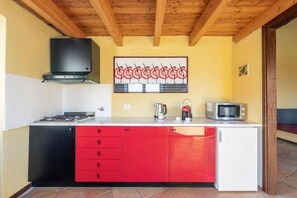 Mini-fridge, microwave, stovetop, highchair - Tenuta MonteOliveto (Vesime)