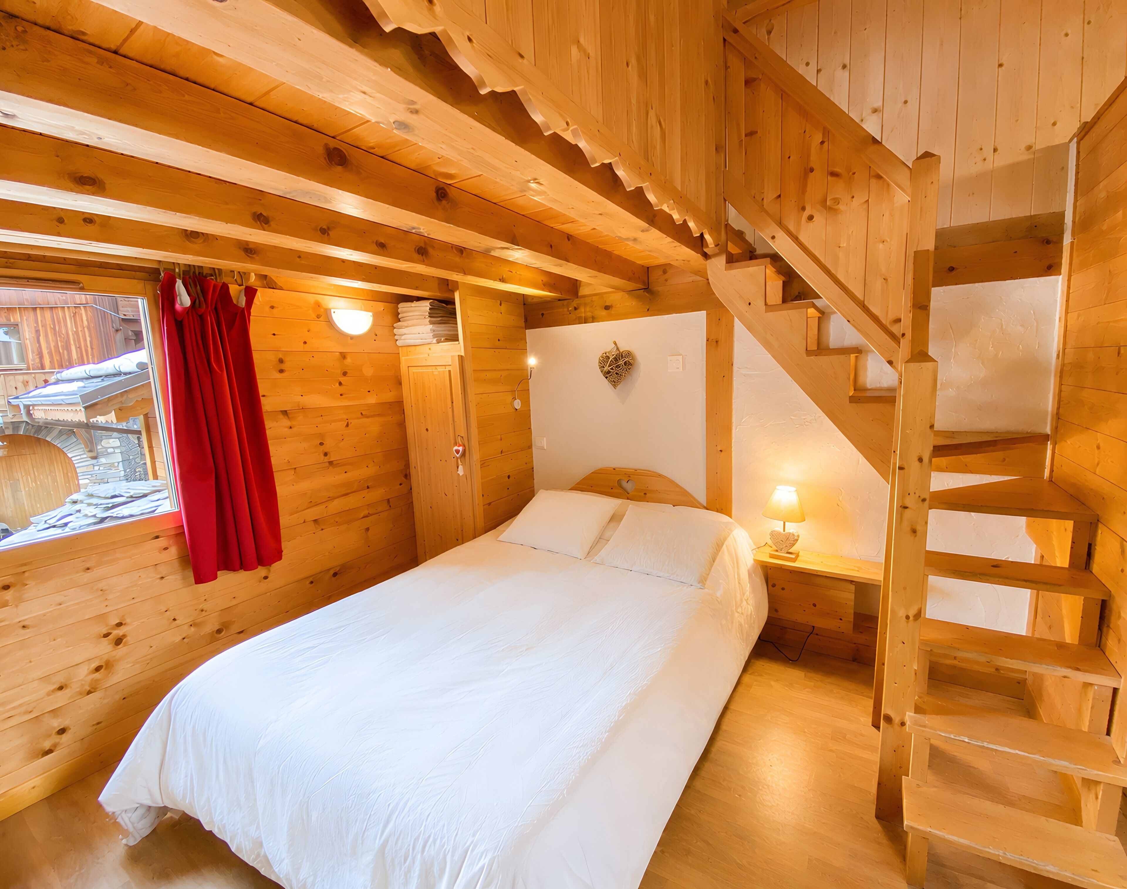 4 chambres, fer et planche à repasser, Wi-Fi gratuit