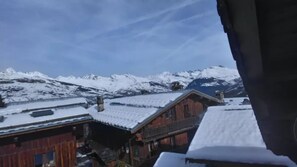 Exterior - Apartment "Le Tyrol" with Mountain View, Shared Garden and Balcony (La Plagne-Tarentaise)