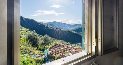 Holiday Apartment "House Of Silence" with Mountain View & Private Terrace