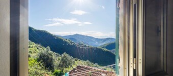 Appartamento per vacanze "House Of Silence" con vista sulle montagne e terrazza privata