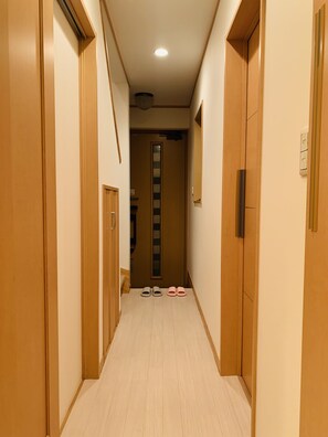 Interior - Free Parking/1 min walk from st./Renting for a whole house/Central Park nearby (江東区)
