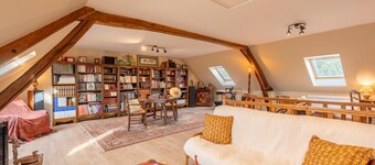 Charming 4-Bed Home with Garden, Wi-Fi, and Modern Amenities in Picardy