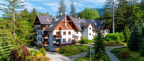 Fachada da propriedade