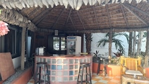 Unclassified image, 3 of 24, button - Hotel La Résidence (Abidjan)