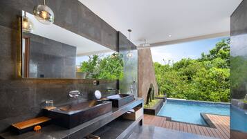 Sky One Bedroom Private Pool Villa. | 2 phòng ngủ, bộ đồ giường cao cấp, két bảo mật tại phòng, bàn