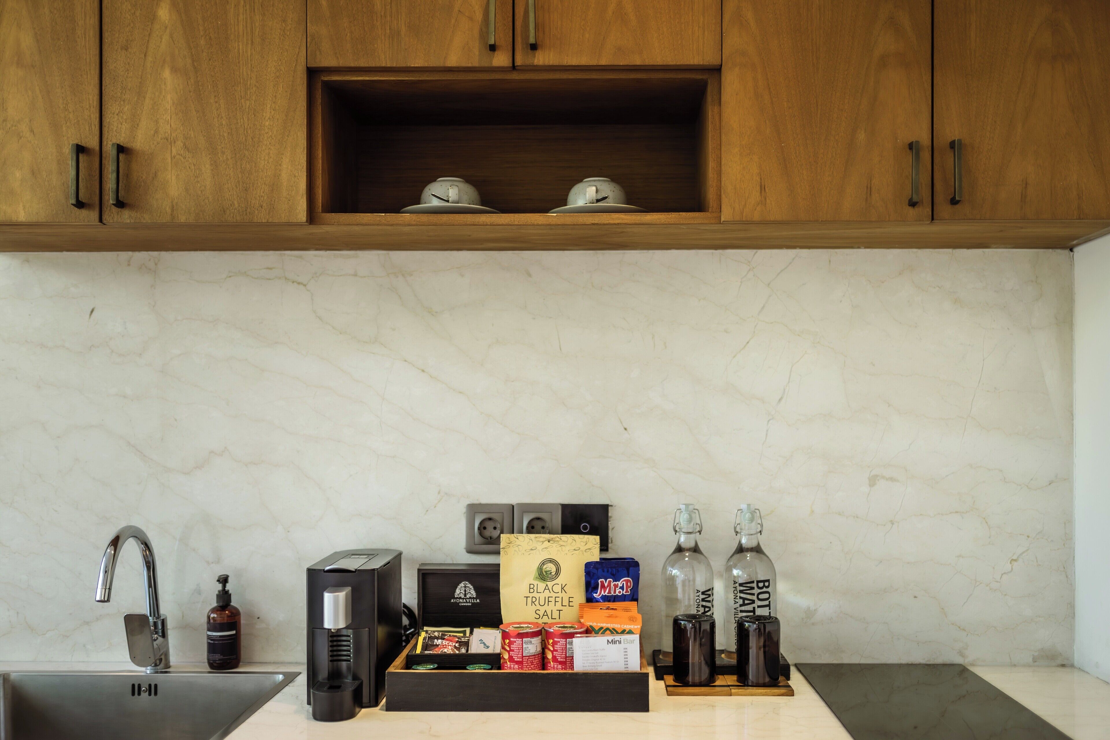Sky One Bedroom Pool Villa | Dapur pribadi | Ketel listrik dan peralatan masak/sendok-piring