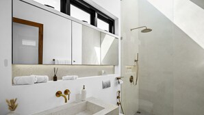 Villa | Bathroom | Shower, rainfall showerhead - Finity AB by Hombali (Canggu)