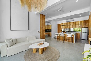 Vil·la | Sala d'estar | Televisor intel·ligent de 43 polzades amb canals digitals 