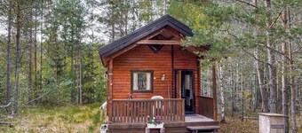 Beautiful home in Nybro with WiFi