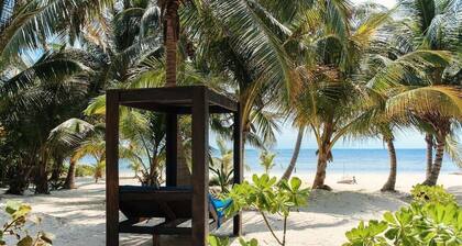 Seaview Studio "Manatee" @NorthBeachRetreat