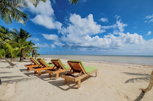 Seaview Studio "Manatee" @NorthBeachRetreat